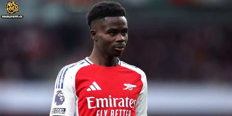 Sự nghiệp vươn tầm của ngôi sao Bukayo Saka